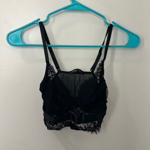 Crop top lace bralette Shein black